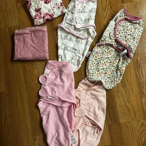 SwaddleMe bundle of 4 and 2 swaddle blankets